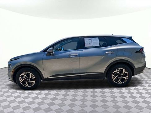 Used 2024 Kia Sportage LX FWD image 6