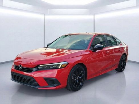 Used 2024 Honda Civic Sport image 2