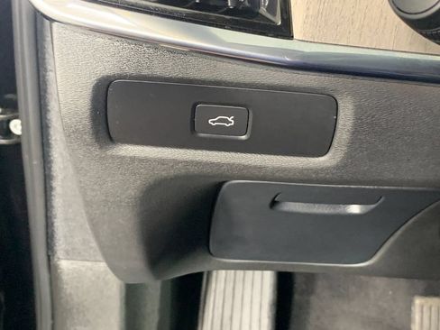 Used 2024 Volvo S90 B6 Plus AWD/4WD image 16