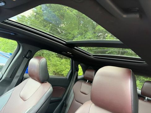 Used 2020 Ford Edge Titanium w/ Equipment Group 301A AWD/4WD image 5