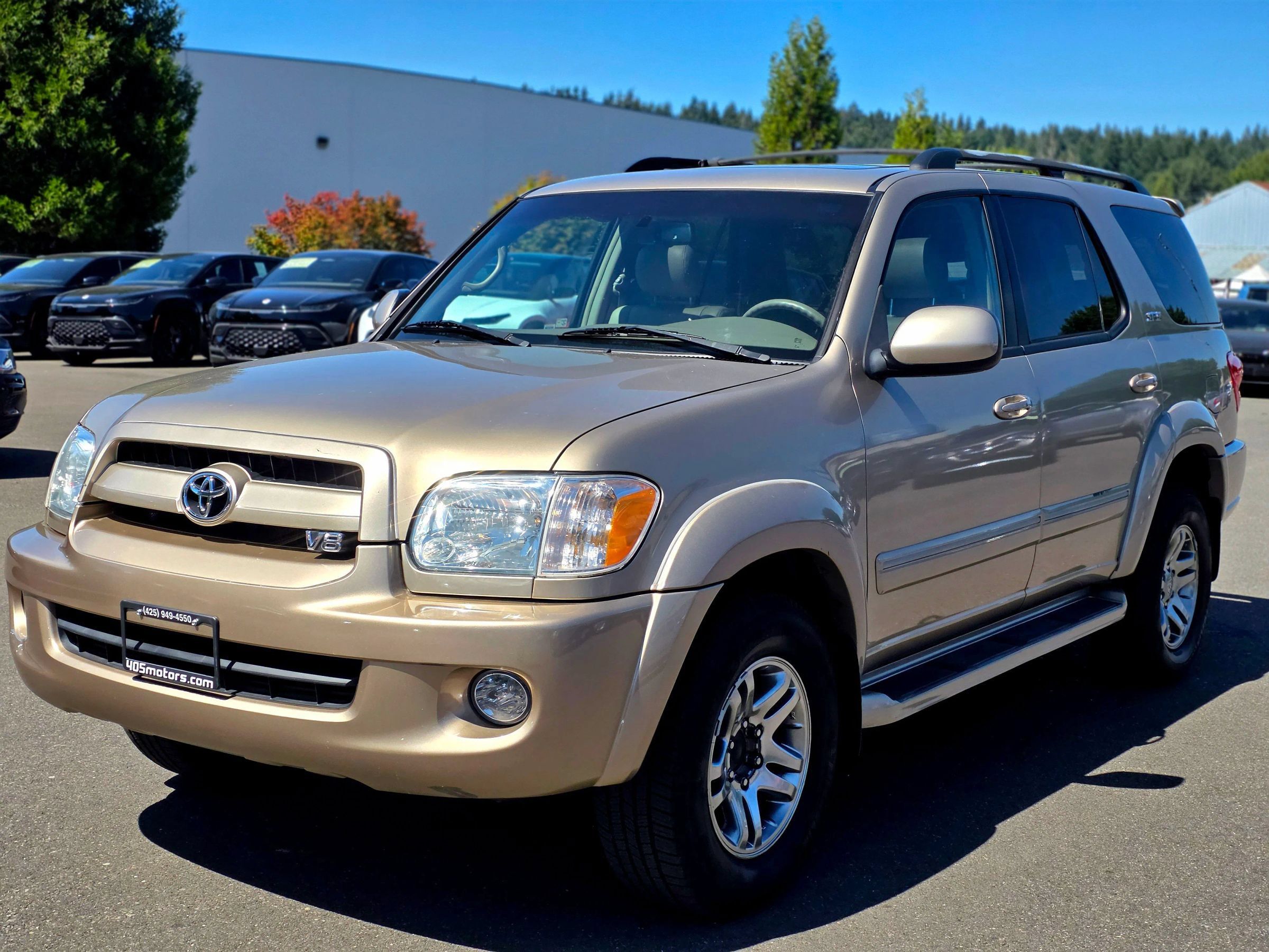 Used 2007 Toyota Sequoia SR5 AWD/4WD image 3