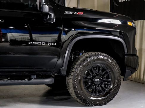 Used 2024 Chevrolet Silverado 2500 ZR2 AWD/4WD image 7