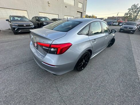 Used 2024 Honda Civic Sport image 6