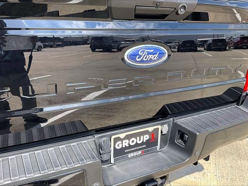 Used 2023 Ford F250 XL w/ STX Appearance Package AWD/4WD image 10