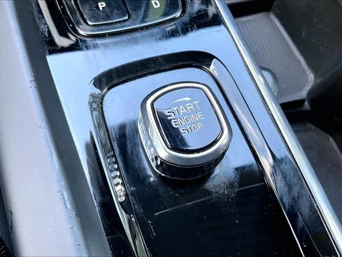 Used 2023 Volvo S60 B5 Core FWD image 33
