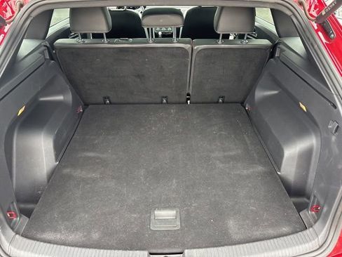 Used 2023 Volkswagen Atlas Cross Sport SE w/ Panoramic Sunroof Package FWD image 12