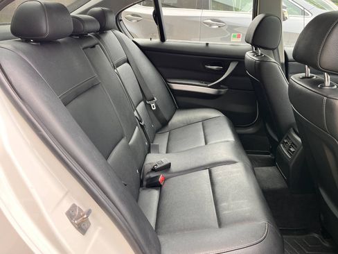Used 2011 BMW 328i xDrive Sedan AWD/4WD image 20