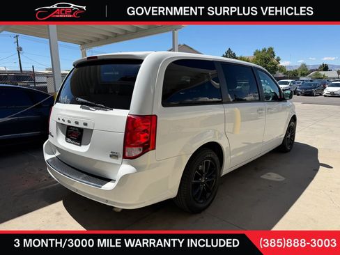 Used 2019 Dodge Grand Caravan GT w/ Safety Sphere Group FWD image 6