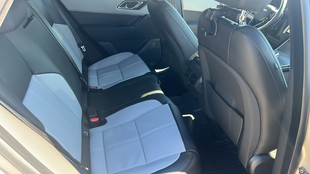 New 2026 Land Rover Range Rover Velar S AWD/4WD image 19