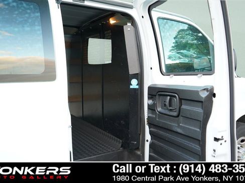 Used 2024 Chevrolet Express 2500 w/ Driver Convenience Package image 16