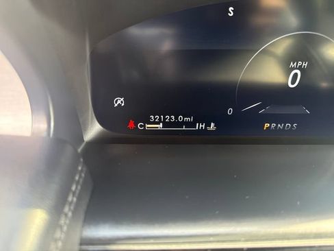 Certified 2023 Lincoln Nautilus AWD w/ Premium Package image 18