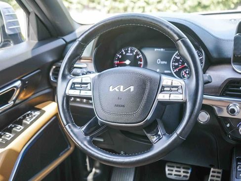 Used 2022 Kia Telluride SX w/ Nightfall Edition Package AWD/4WD image 15