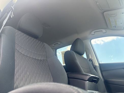 Used 2019 Nissan Rogue S w/ Special Edition Package FWD image 26