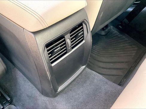 Used 2025 BMW 430i xDrive Coupe w/ Premium Package image 35