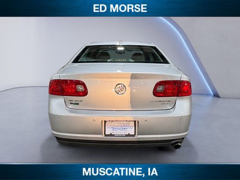 Used 2011 Buick Lucerne CXL w/ Driver Confidence Package image 4