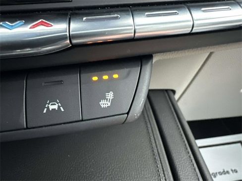 Certified 2023 Cadillac XT4 Premium Luxury w/ Cold Weather Package image 47