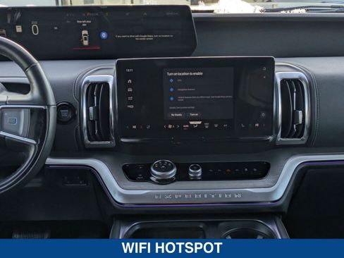 Certified 2025 Ford Expedition Max Platinum image 22