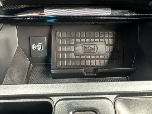 Used 2021 Ford F150 Platinum w/ Equipment Group 701A High AWD/4WD image 19