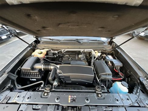 Used 2016 Chevrolet Colorado LT w/ LT Convenience Package image 25