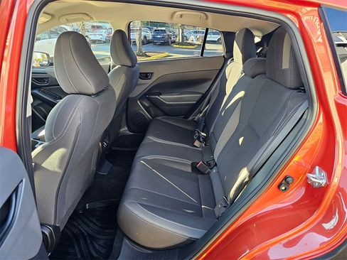 Used 2025 Subaru Crosstrek 2.0i Premium w/ Convenience Package #2 image 17