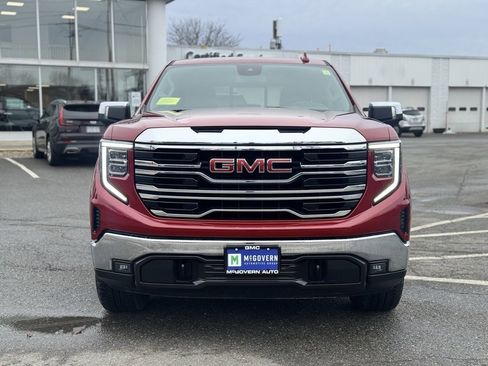 Used 2023 GMC Sierra 1500 SLT w/ SLT Premium Package image 9