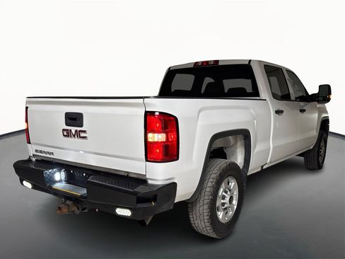 Used 2019 GMC Sierra 2500 2WD Crew Cab w/ Sierra Convenience Package image 5