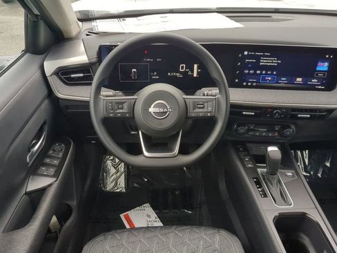 New 2026 Nissan Kicks SV w/ SV Premium Package image 16