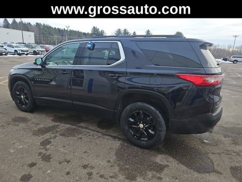 Used 2020 Chevrolet Traverse LT w/ Driver Confidence II Package AWD/4WD image 5