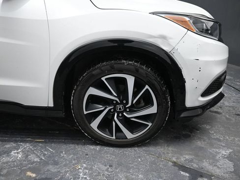 Used 2020 Honda HR-V Sport image 16