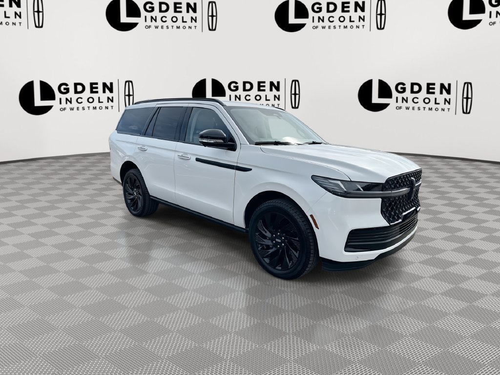 Certified 2026 Lincoln Navigator Reserve w/ Jet Appearance Package AWD/4WD image 2
