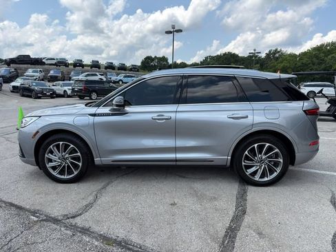 Used 2024 Lincoln Corsair Grand Touring w/ Equipment Group 301A AWD/4WD image 4