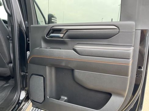 Used 2024 GMC Sierra 2500 AT4 w/ AT4 Premium Plus Package image 20