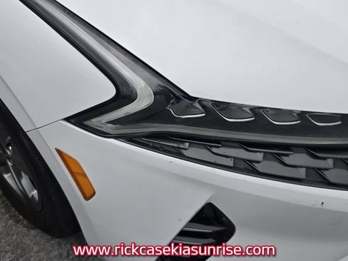 Used 2023 Kia K5 LXS FWD image 8
