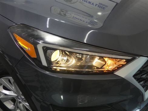 Used 2019 Hyundai Tucson SE w/ Cargo Package FWD image 14