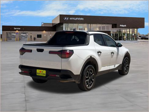Used 2022 Hyundai Santa Cruz SEL w/ Activity Package FWD image 9