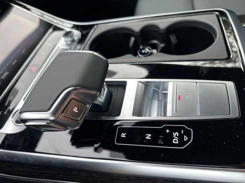 New 2026 Audi Q8 Premium Plus image 24