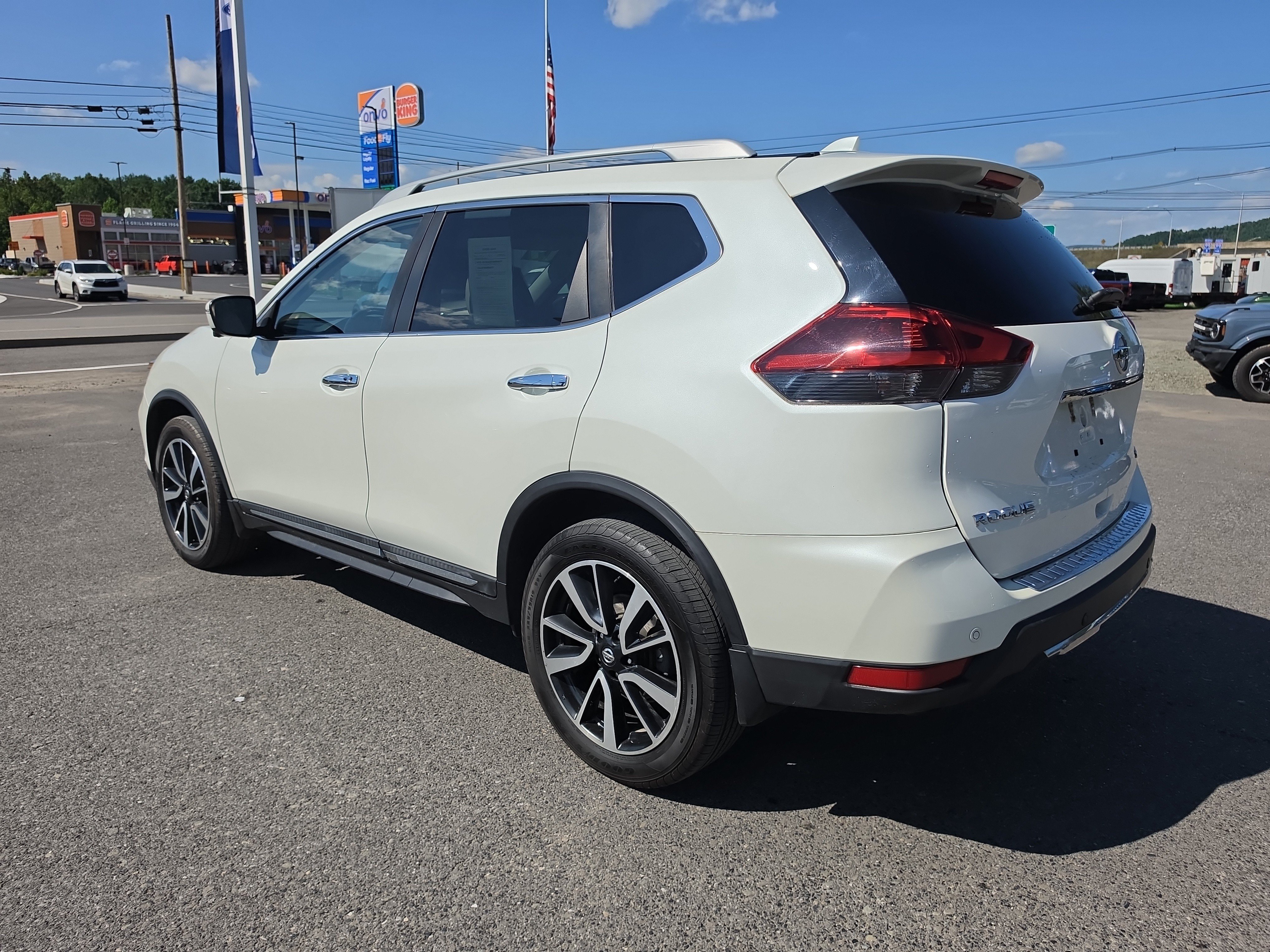 Used 2019 Nissan Rogue SL AWD/4WD image 6