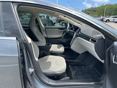 Used 2013 Tesla Model S Performance RWD image 34