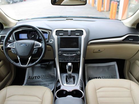 Used 2015 Ford Fusion SE w/ Equipment Group 202A FWD image 43