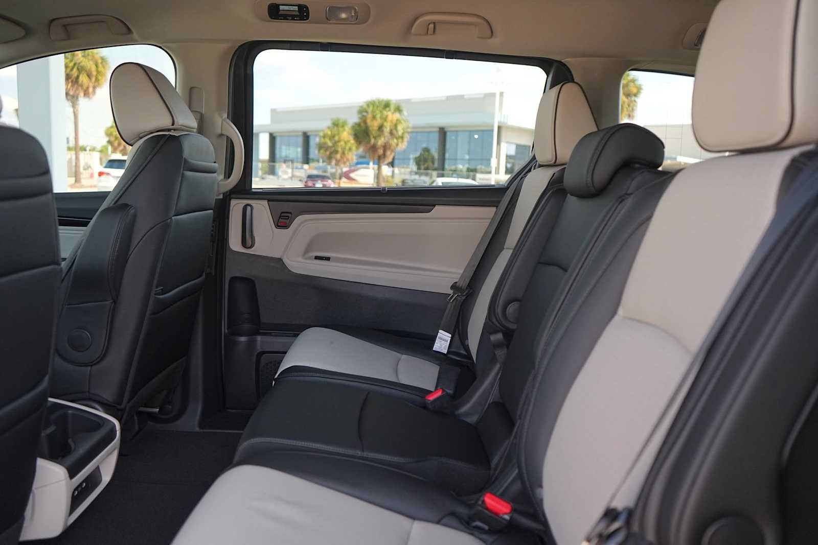 New 2027 Honda Odyssey Elite image 13