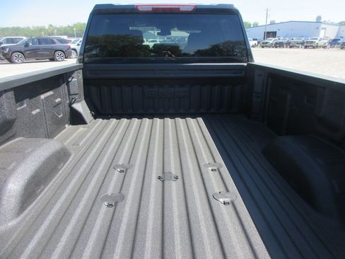 New 2026 GMC Sierra 3500 SLE w/ SLE Value Package AWD/4WD image 6
