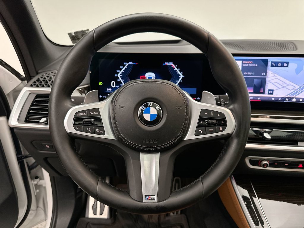 Used 2024 BMW X5 xDrive40i w/ M Sport Package AWD/4WD image 30