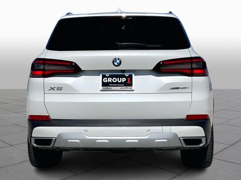 Used 2022 BMW X5 xDrive40i w/ Premium Package image 5