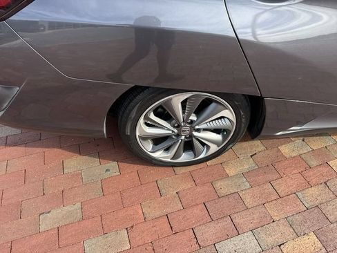 Used 2018 Honda Clarity Touring image 15
