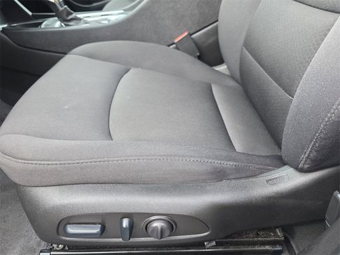 Used 2024 Chevrolet Malibu LT image 14