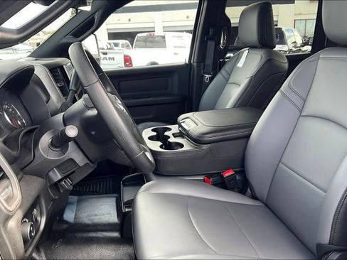 New 2026 RAM 2500 Tradesman w/ Chrome Appearance Group image 9