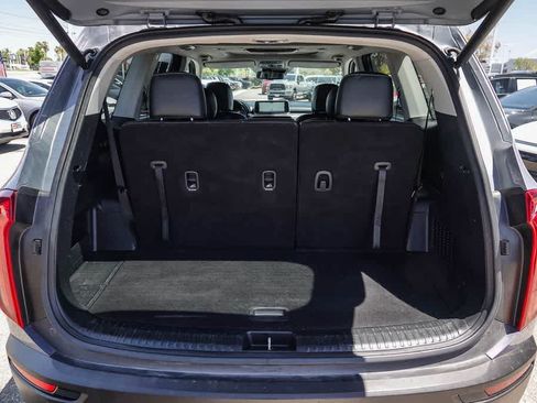 Used 2022 Kia Telluride EX w/ EX Premium Package FWD image 26