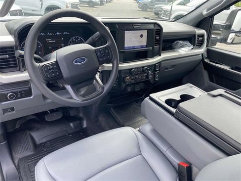 New 2025 Ford F450 XL image 8