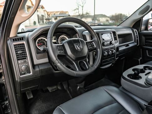 Used 2019 RAM 1500 Tradesman image 10
