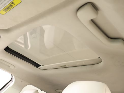 Used 2025 Hyundai Santa Fe Calligraphy FWD image 16